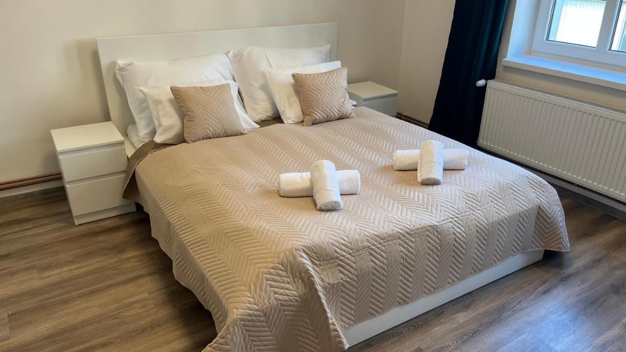 Downtown Boutique Apartments ليبيريتش المظهر الخارجي الصورة